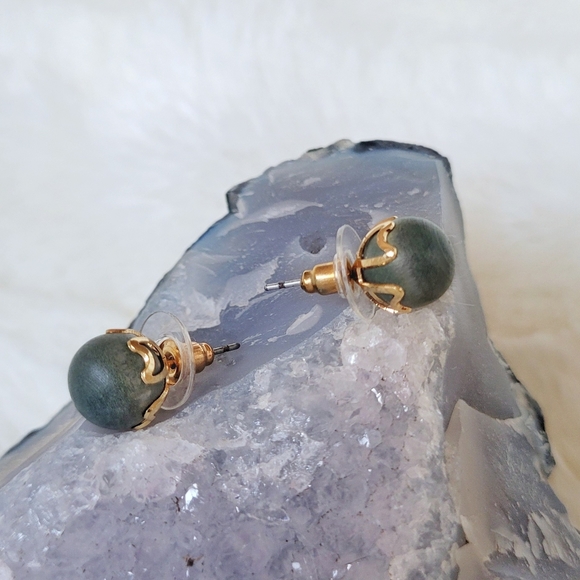 2 for $18🔥Wooden Gorgeous Minimalistic Gray Ball Stud Earrings Gold Decor - Picture 3 of 5